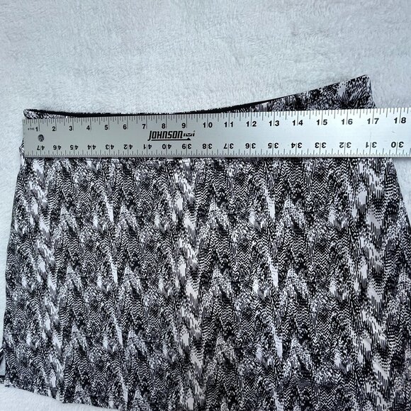 Tranquility By Colorado Clothing Womens Chevron Pattern Skort L - Picture 5 of 7